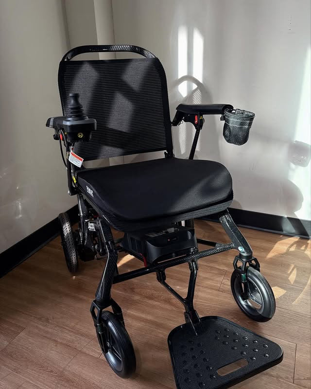 Equipment Services Chairs