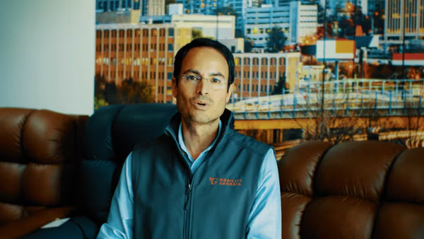 How to disassemble and assemble a travel scooter?